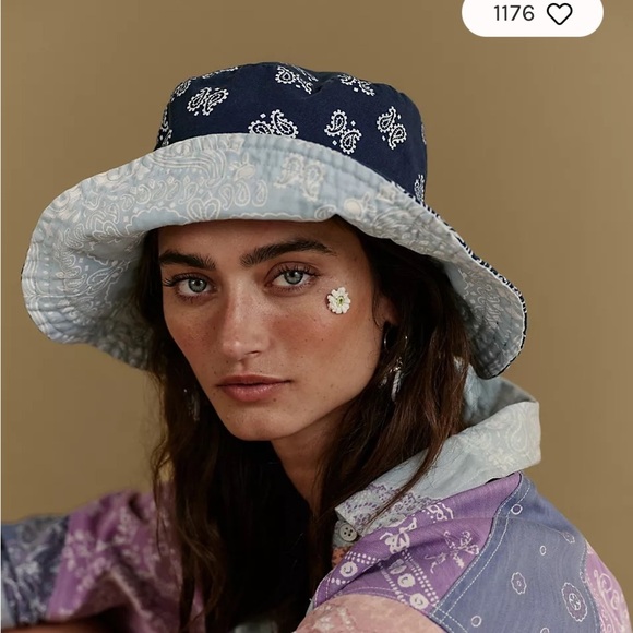 Free People Bandanna Bucket Hat NWT - Picture 5 of 8